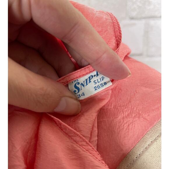 Vintage 40s/50s Snip It Slip Midi Dress 4 Scoop Neck Rickrack Trim Coral Pink S - Picture 9 of 10